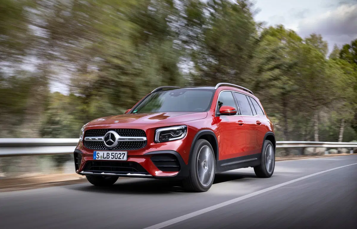 Mercedes GLB 2020, la SUV sette posti (compatta) che mancava [Video]