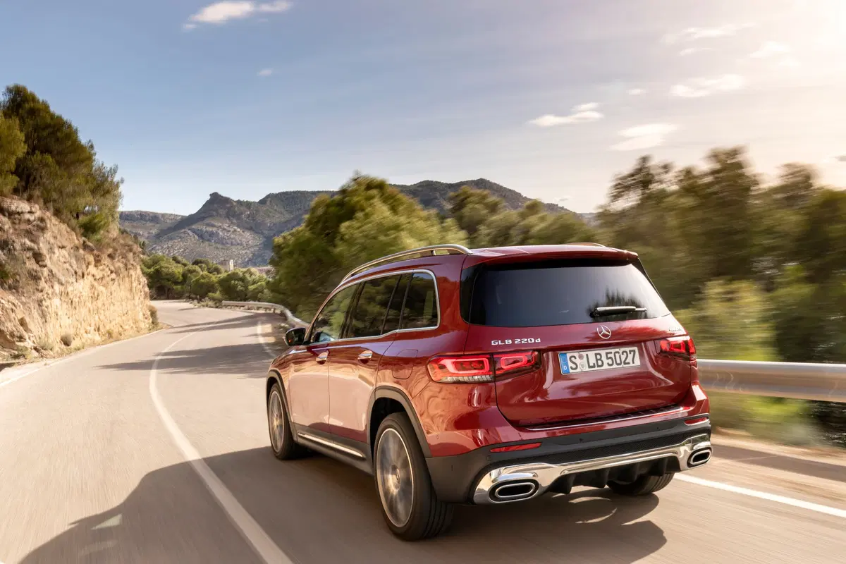 Mercedes GLB 2020, la SUV sette posti (compatta) che mancava [Video] (4)