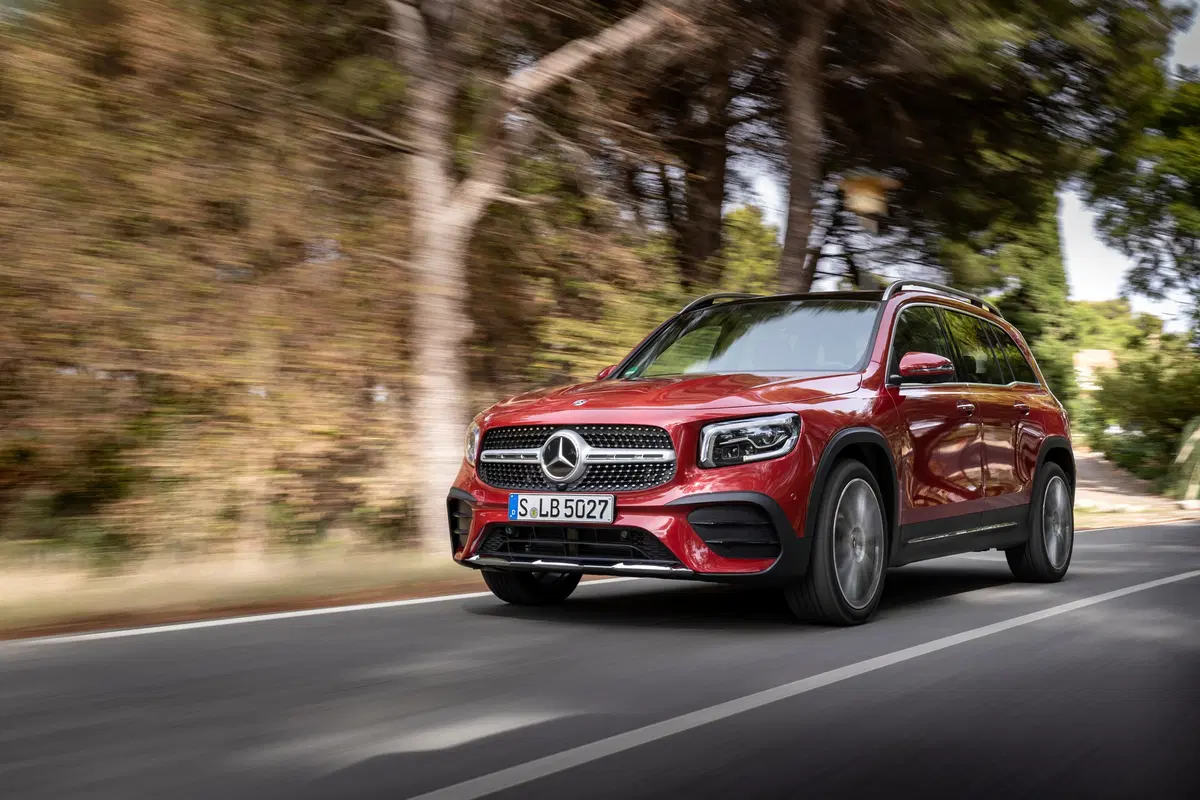 Mercedes GLB 2020, la SUV sette posti (compatta) che mancava [Video] (5)