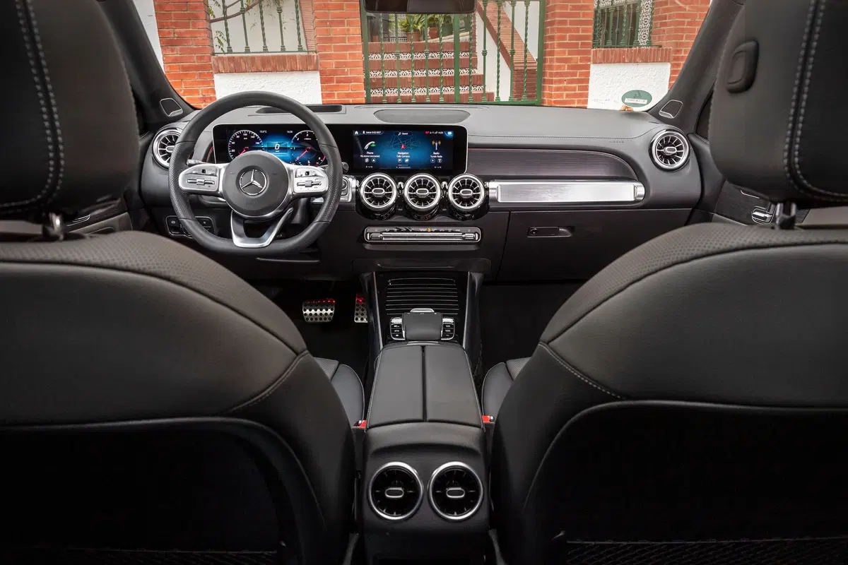 Mercedes GLB 2020, la SUV sette posti (compatta) che mancava [Video] (12)