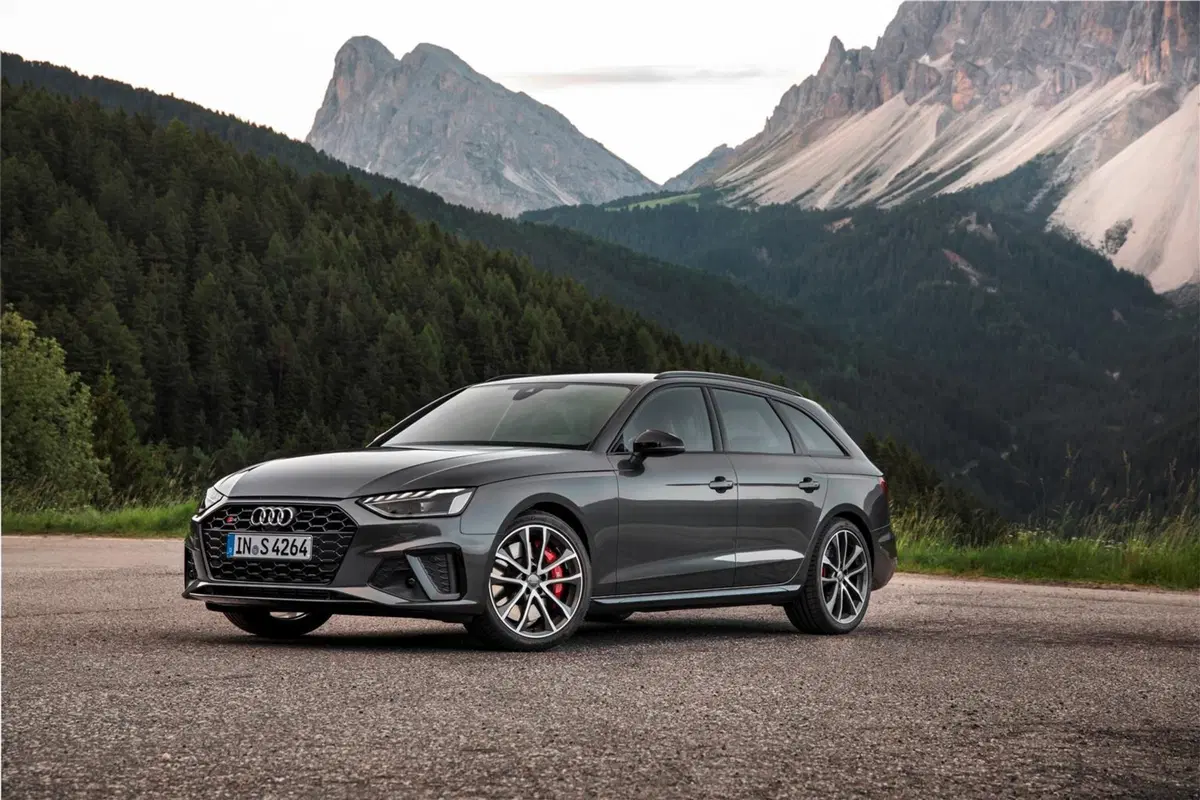 Audi A4 restyling 2019 | Ecco le 35 e 40 TDI oltre a Allroad e S4 (5)