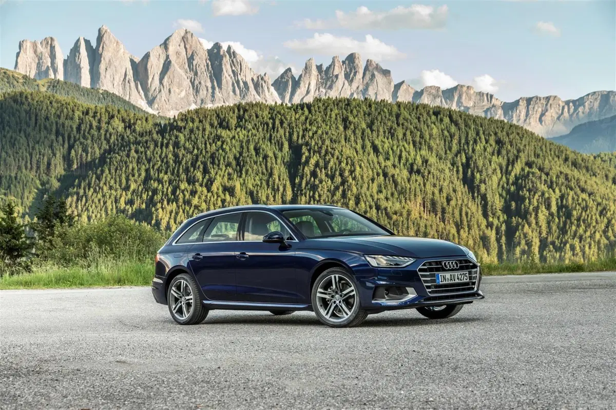 Audi A4 restyling 2019 | Ecco le 35 e 40 TDI oltre a Allroad e S4 (6)
