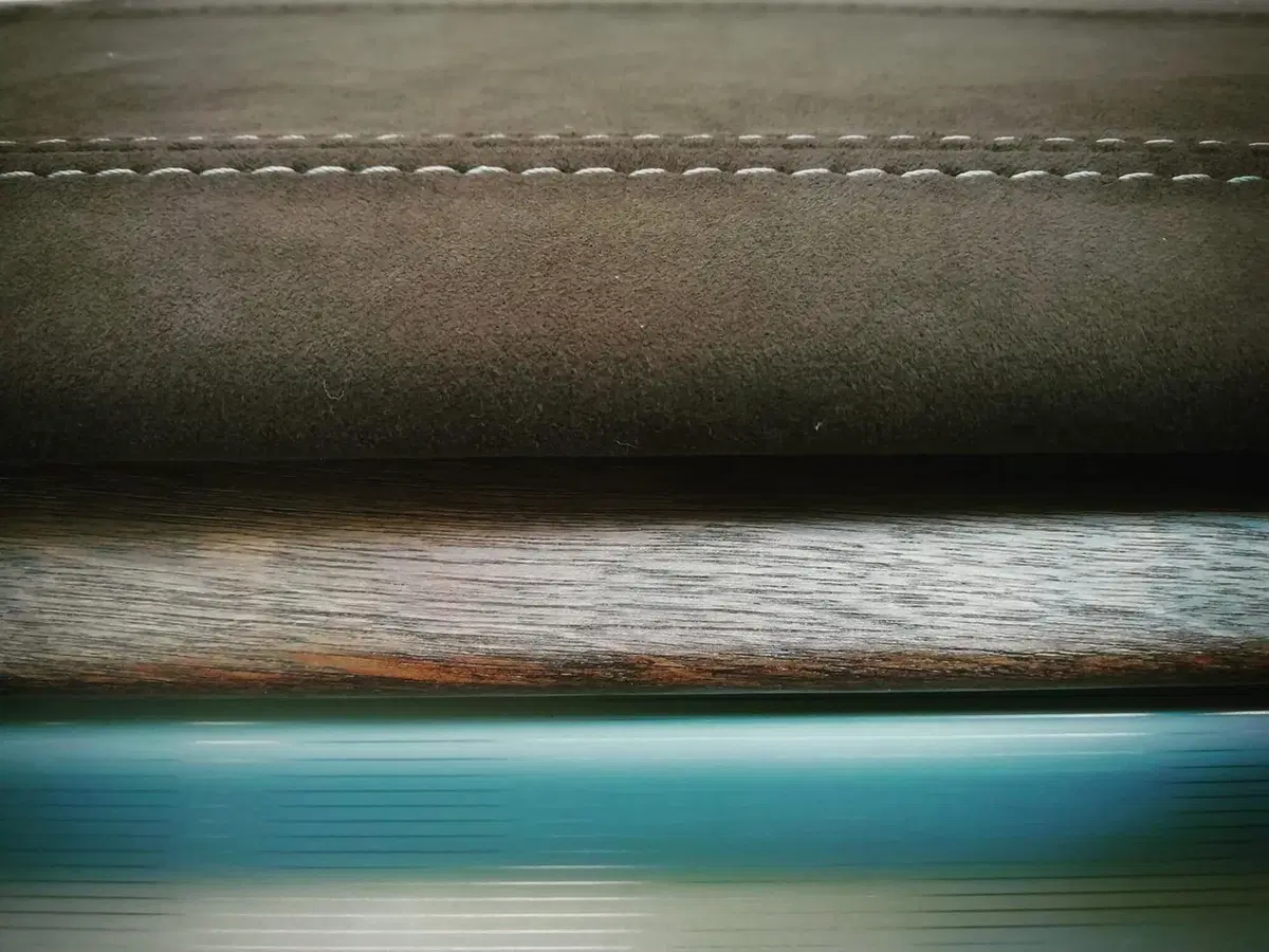 Castagna Evoque WoodFabric: a Milano si personalizza (col legno malleabile) la Range Rover  (5)