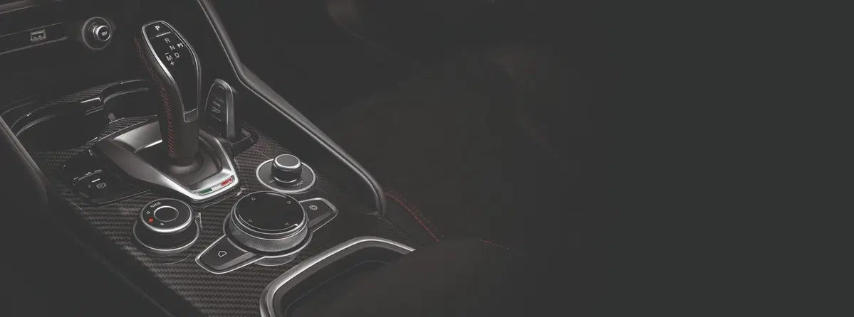 Alfa Romeo Giulia Quadrifoglio 2020: 510 CV con nuovi colori e più tecnologia (15)