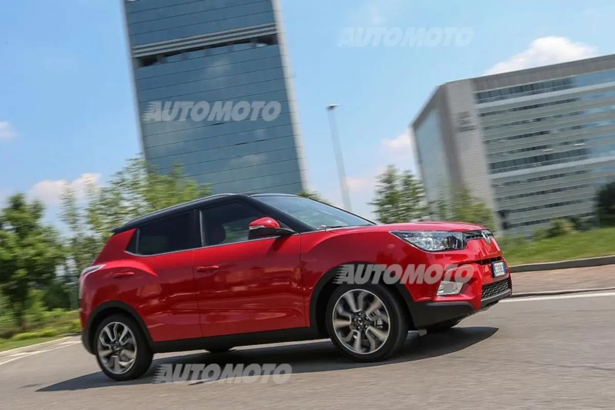 Ssangyong Tivoli (4)
