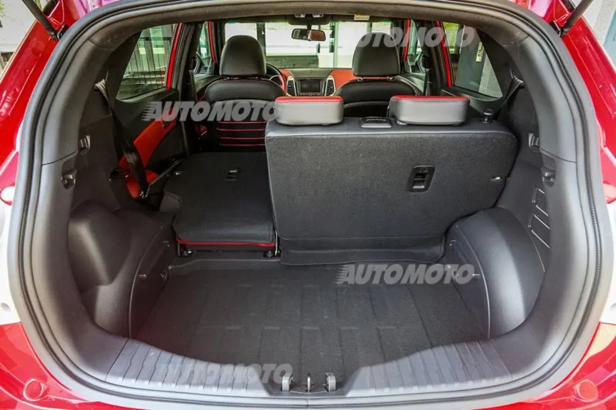 Ssangyong Tivoli (39)