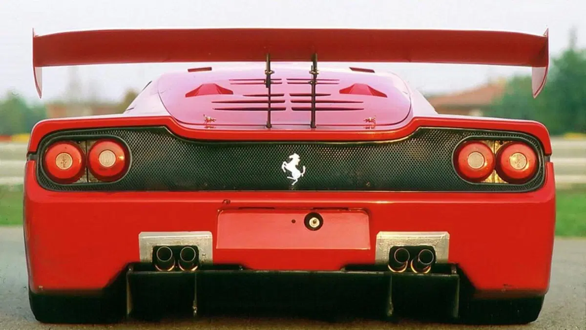 Ferrari F50 GT: il sound del suo V12 F1 è SCONVOLGENTE (5)