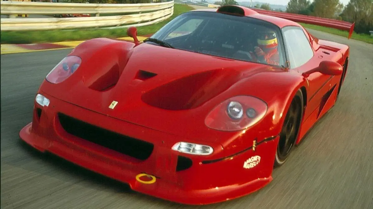 Ferrari F50 GT: il sound del suo V12 F1 è SCONVOLGENTE (3)