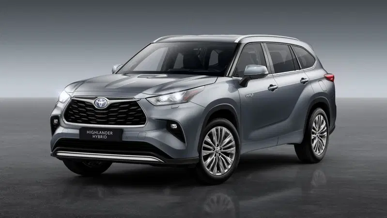 Nuovo Toyota Highlander: il SUV 7 posti arriva anche in Italia