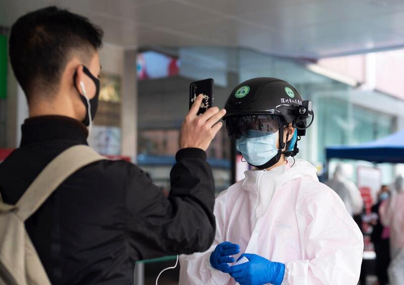 Carabinieri: a Milano si sperimenta il casco &ldquo;anti-Covid&rdquo;