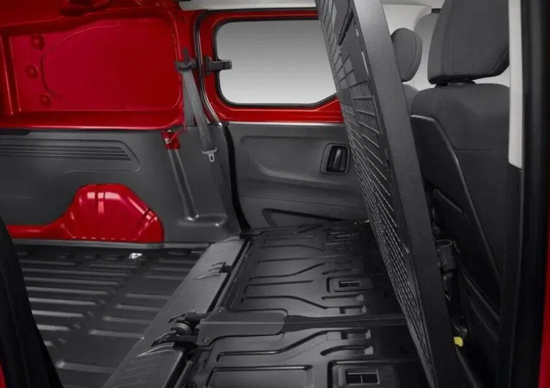 Citroen Berlingo Furgone (2018-->>) (13)