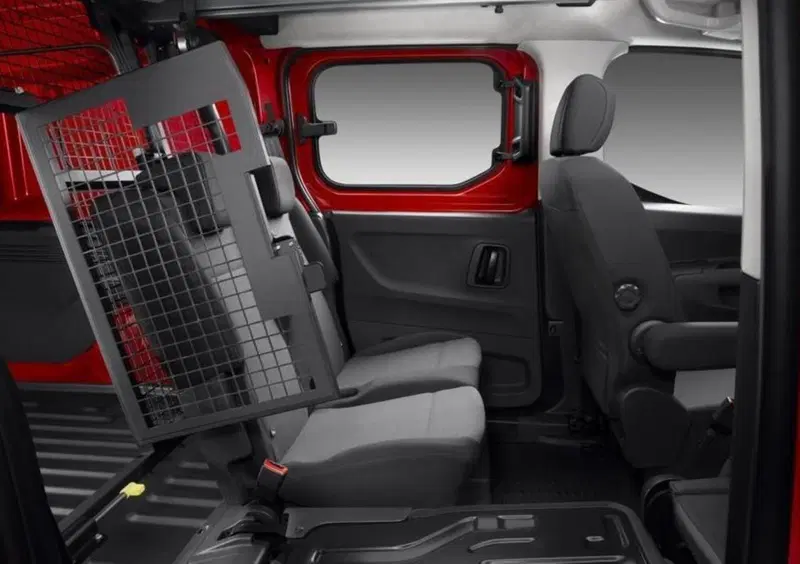 Citroen Berlingo Furgone (2018-->>) (16)