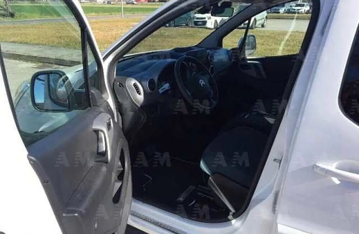 Citroen E-Berlingo (2017-24) (38)