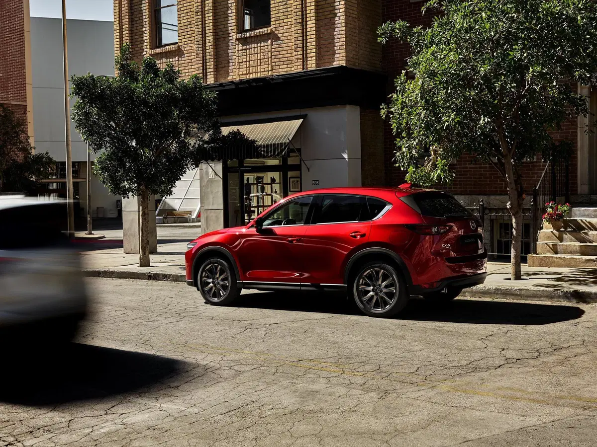 Mazda CX-5 2020: debutta sul mercato italiano. Ecco i prezzi (18)