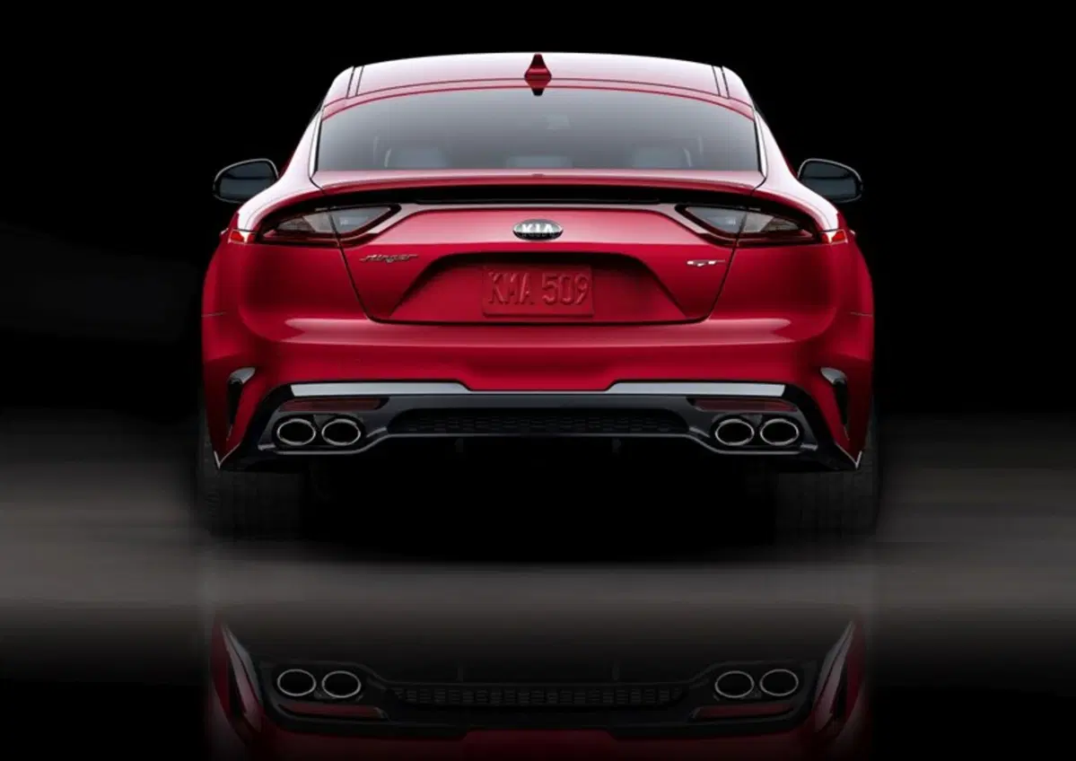 Kia Stinger: ecco il Diesel da 200 CV (17)