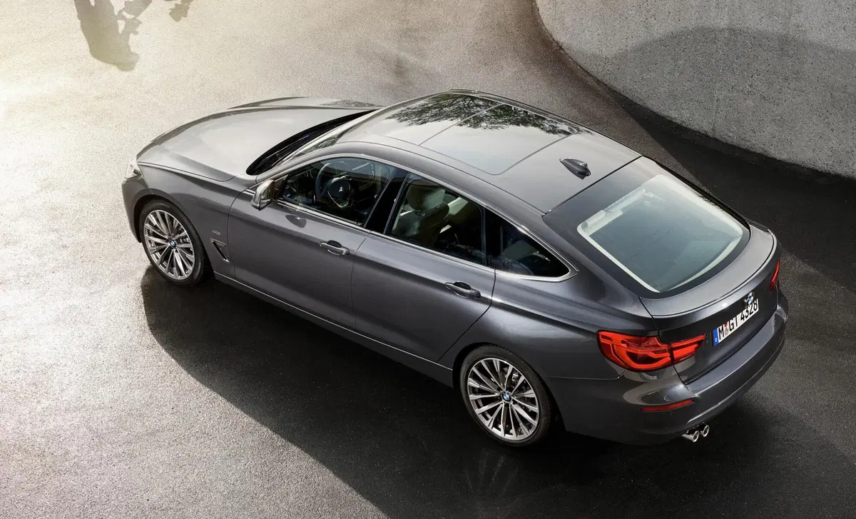 BMW Serie 3 GT 320d (9)