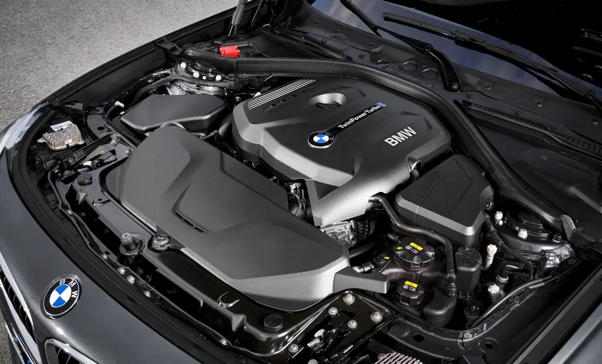 BMW Serie 3 GT 320d (20)