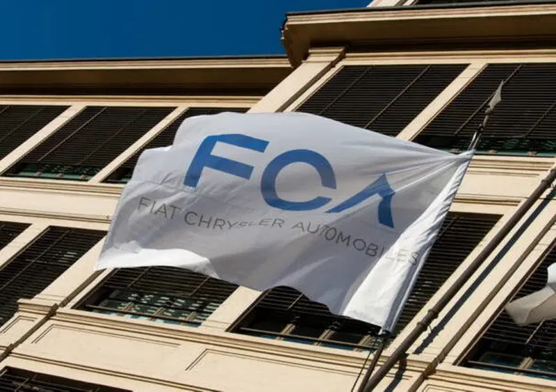 FCA-PSA, dividendo 2020 annullato. Prosegue il lavoro sulla fusione