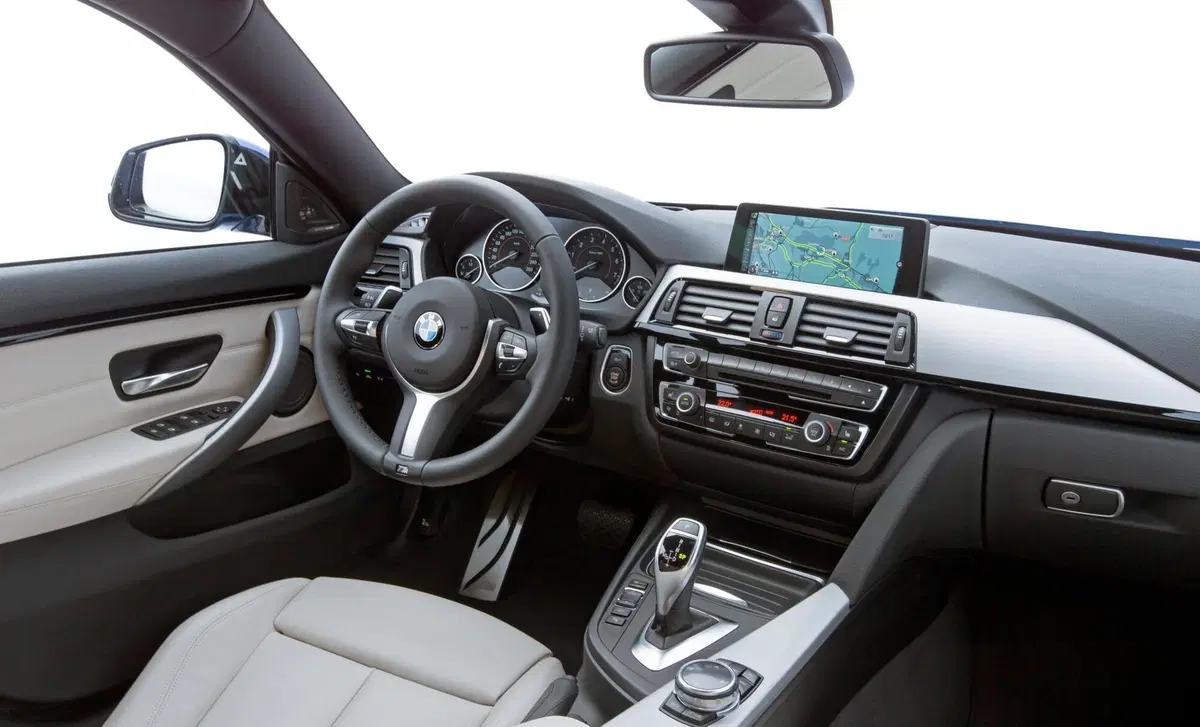 BMW Serie 4 Gran Coupé 420d xDrive  Advantage (32)