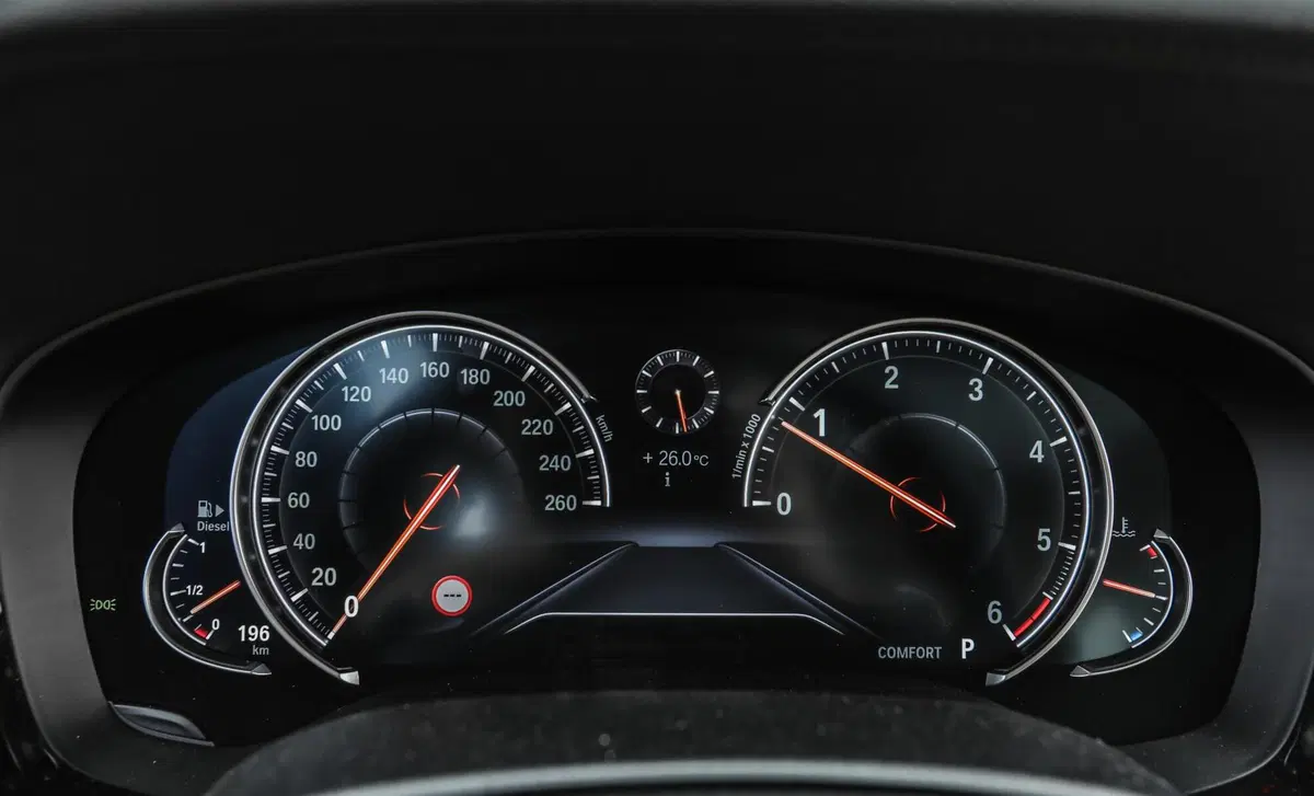 BMW Serie 5 (2016-23) (40)
