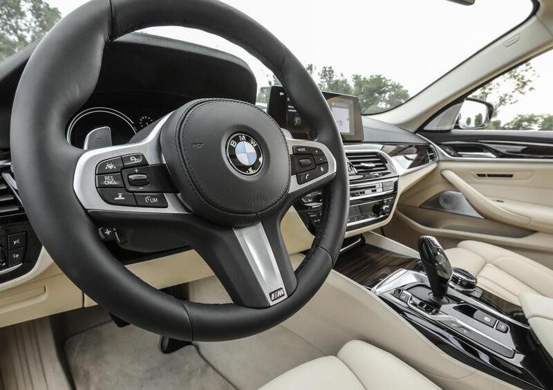 BMW Serie 5 (2016->>) (36)