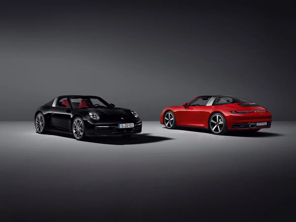 Nuova Porsche 911 Targa: ecco anche la 992, 4 e 4S (9)
