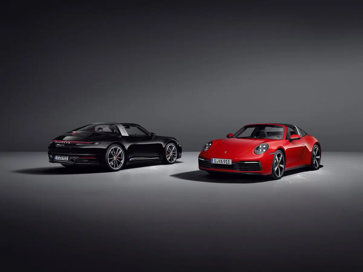 Nuova Porsche 911 Targa: ecco anche la 992, 4 e 4S (4)