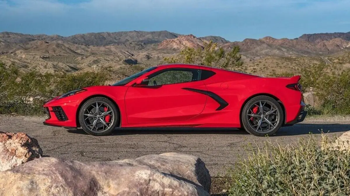 Corvette C8: prime indiscrezioni su un'ibrida da 1000 CV (4)