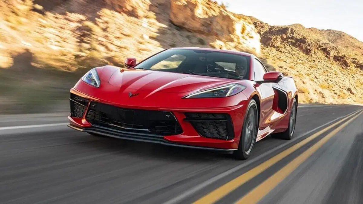 Corvette C8: prime indiscrezioni su un'ibrida da 1000 CV (2)