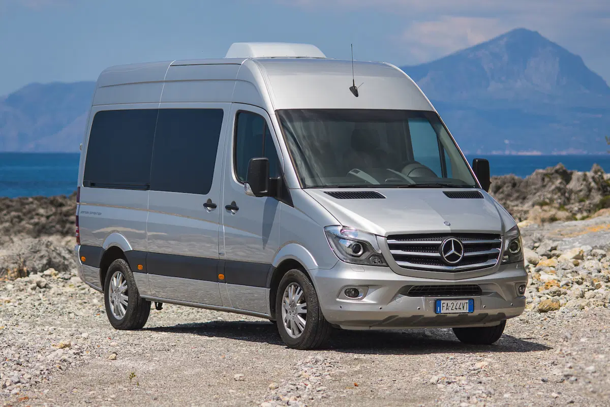 Mercedes Sprinter: più carico utile ed una versione speciale per festeggiare i 20 anni (12)