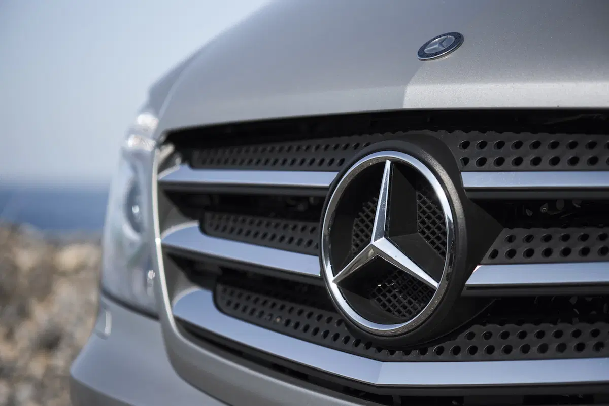 Mercedes Sprinter: più carico utile ed una versione speciale per festeggiare i 20 anni (14)