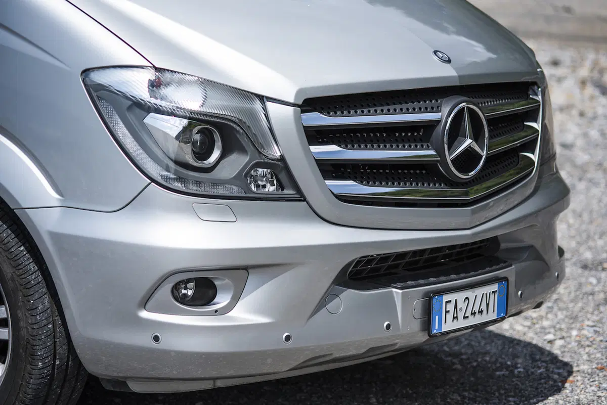 Mercedes Sprinter: più carico utile ed una versione speciale per festeggiare i 20 anni (18)