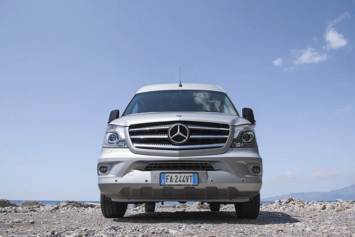Mercedes Sprinter: più carico utile ed una versione speciale per festeggiare i 20 anni (22)