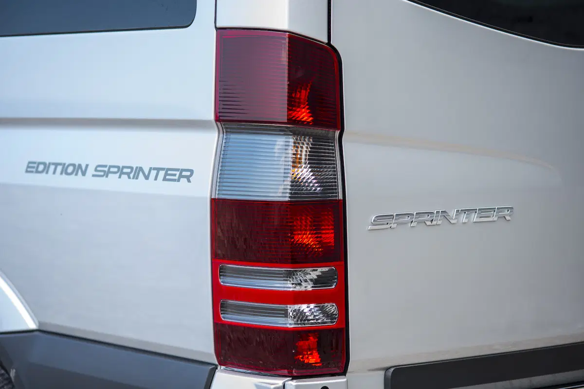 Mercedes Sprinter: più carico utile ed una versione speciale per festeggiare i 20 anni (24)
