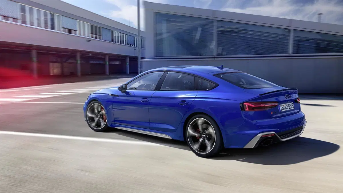 Audi RS 25 years, una serie speciale per i 25 anni dalla RS 2 Avant (10)