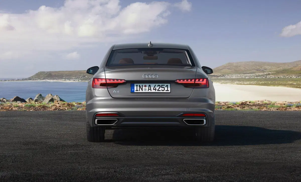 Audi A4 45 TFSI quattro S tronic quattro edition (5)