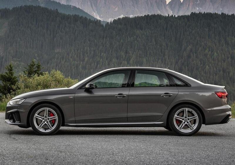 Audi A4 (2015-->>) (2)