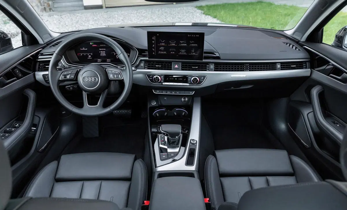 Audi A4 45 TFSI quattro S tronic quattro edition (11)