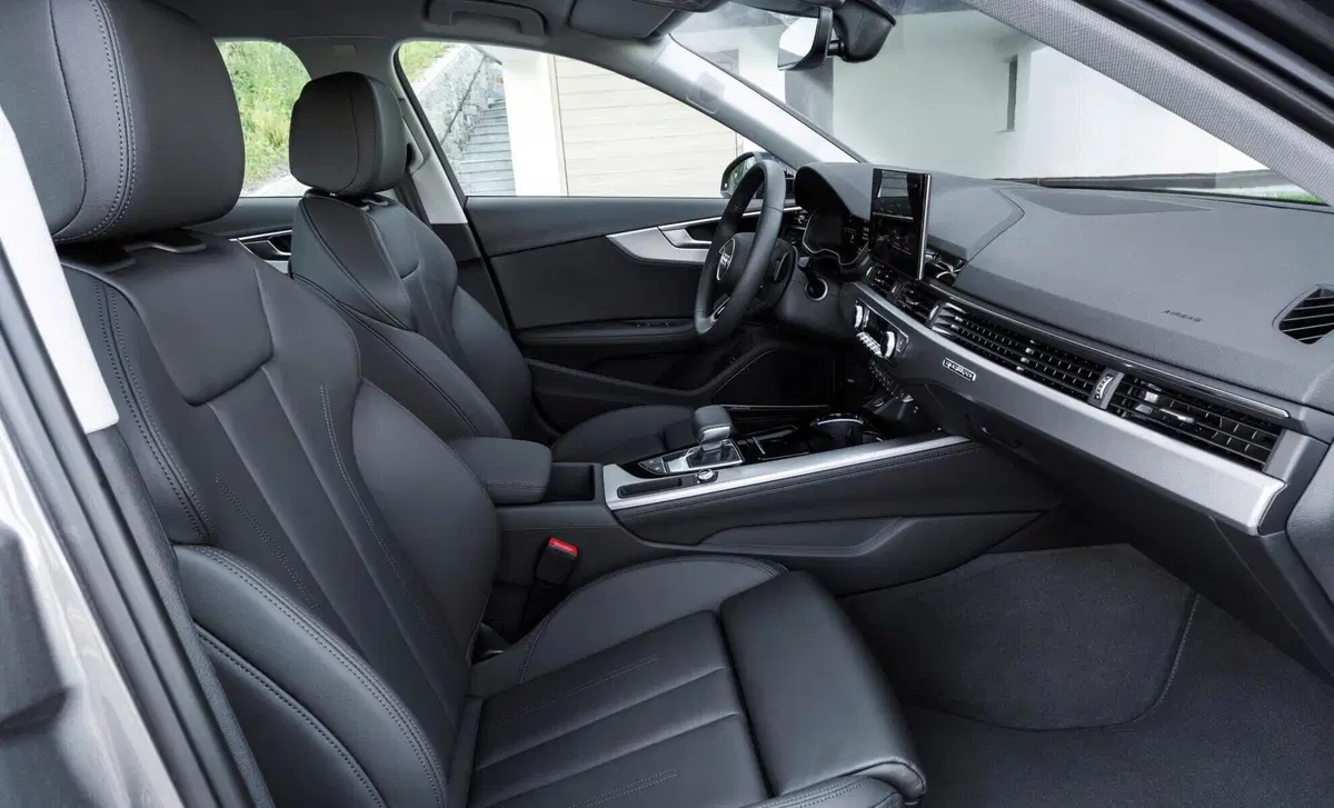 Audi A4 45 TFSI quattro S tronic quattro edition (13)