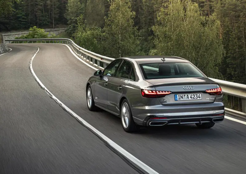 Audi A4 (2015-24) (10)