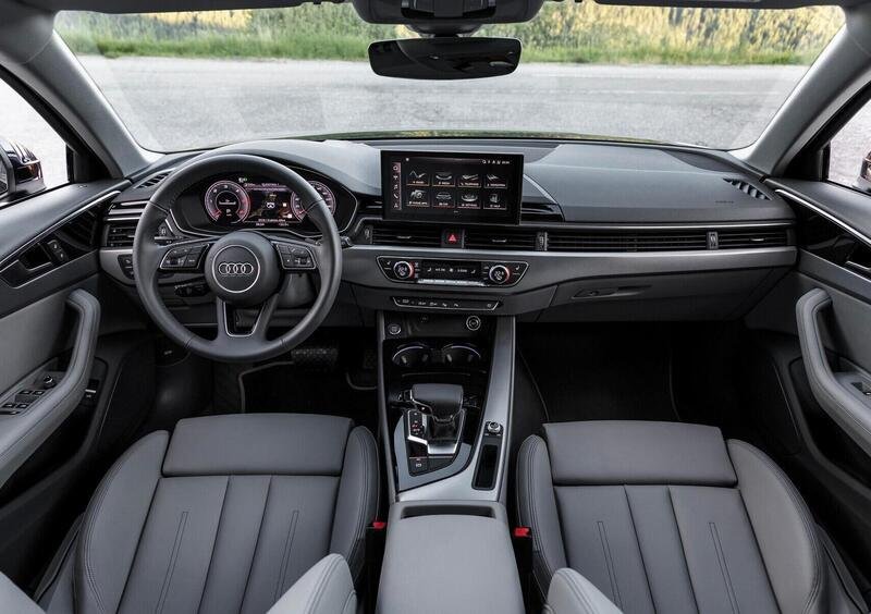 Audi A4 Avant (2015-->>) (16)