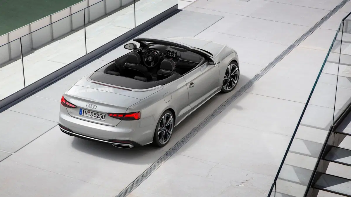 Audi A5 Cabrio 40 2.0 tfsi mhev Business quattro 204cv s-tronic (14)