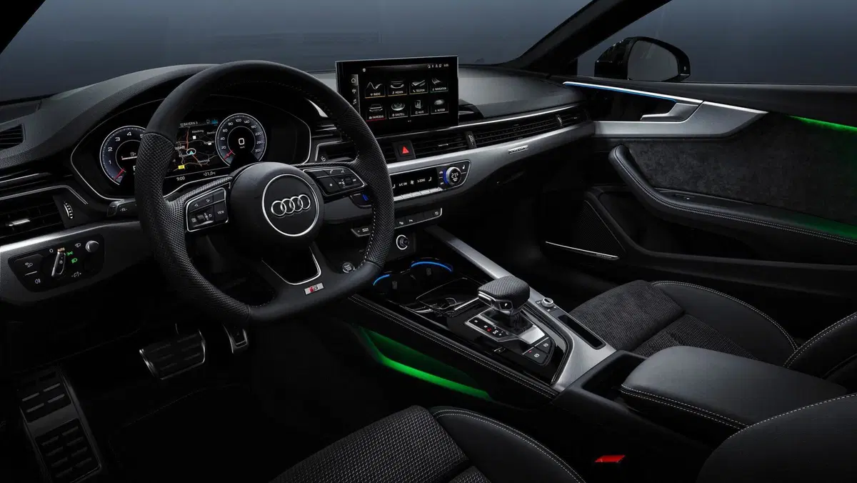 Audi A5 Coupé 45 TFSI 252 CV quattro S tronic Business (15)