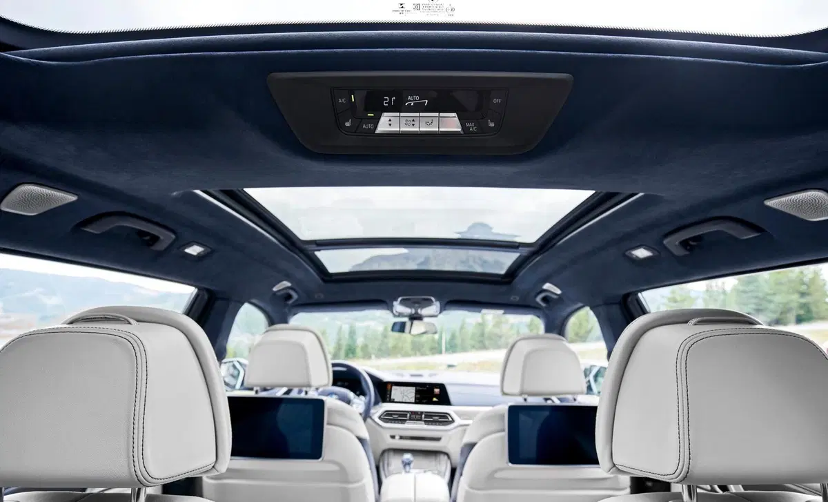 BMW X7 (33)