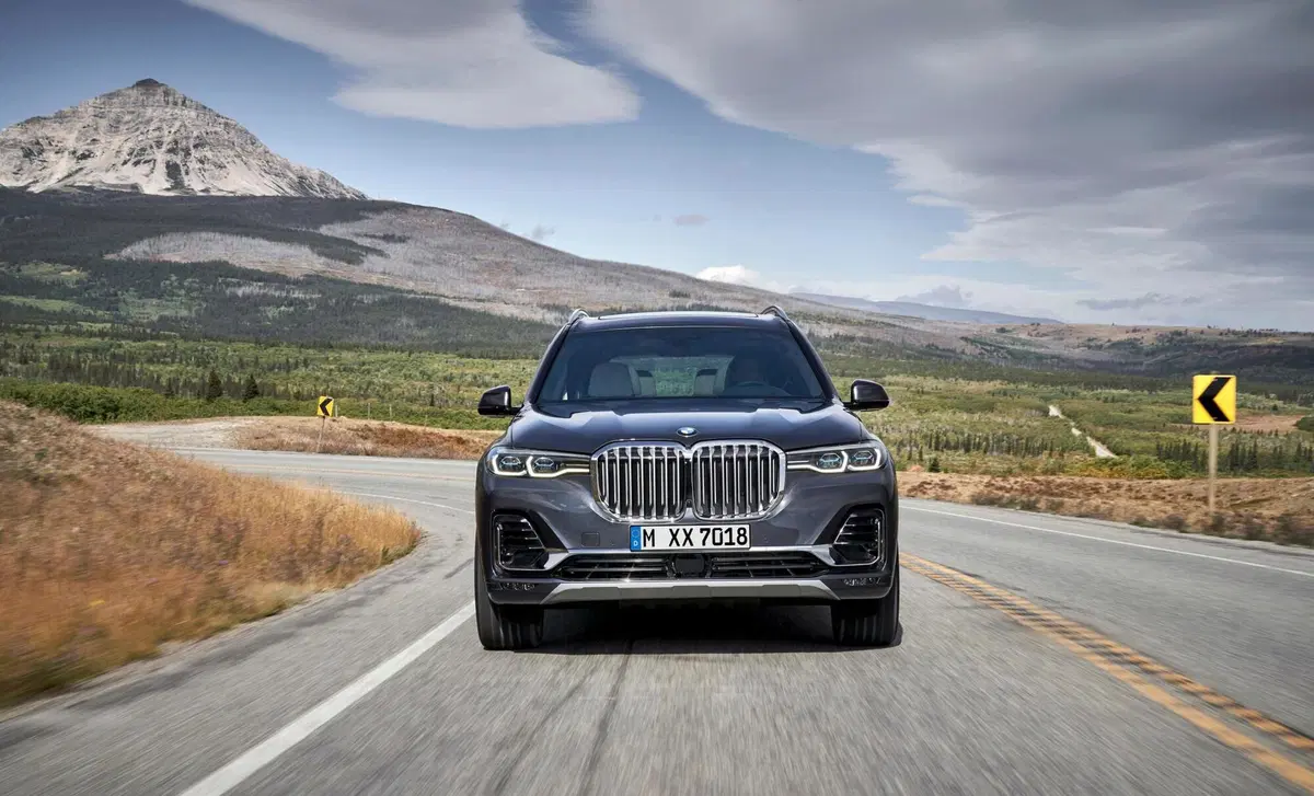 BMW X7 (20)