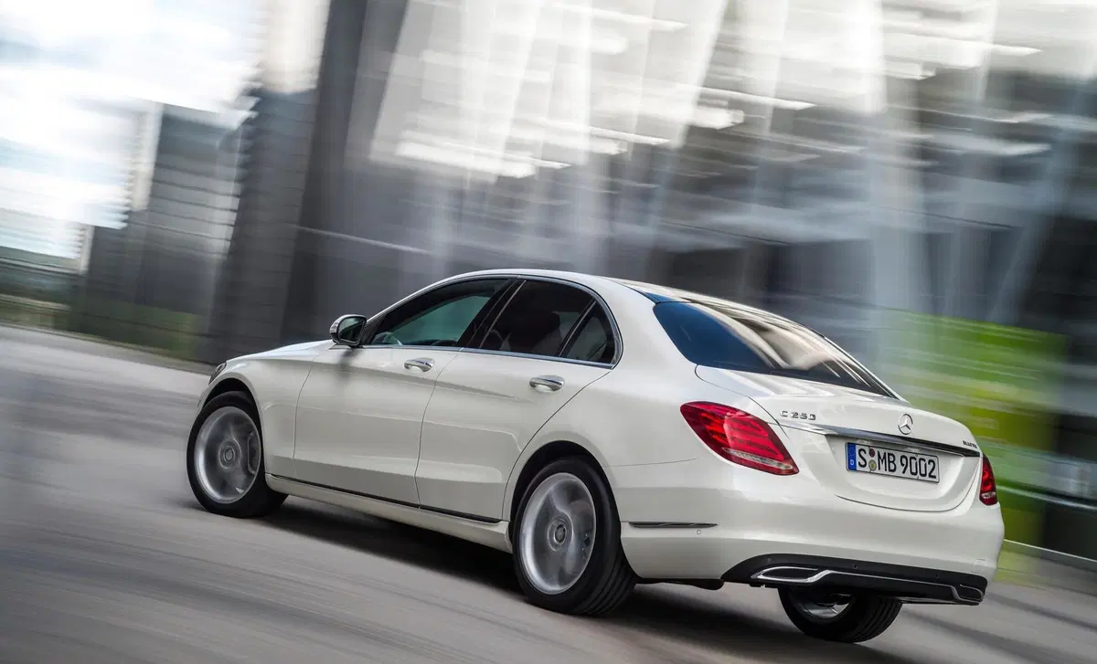 Mercedes-Benz Classe C 300 de Auto EQ-Power Executive (22)