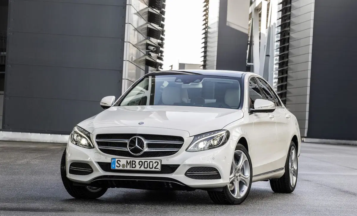 Mercedes-Benz Classe C 300 de Auto EQ-Power Executive (26)
