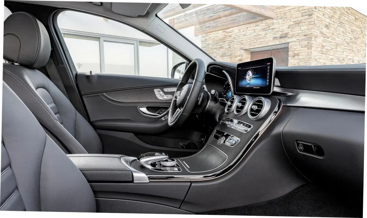 Mercedes-Benz Classe C 300 de Auto EQ-Power Executive (30)