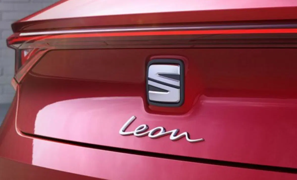 SEAT Leon 1.0 eTSI 110 CV DSG Xcellence (20)
