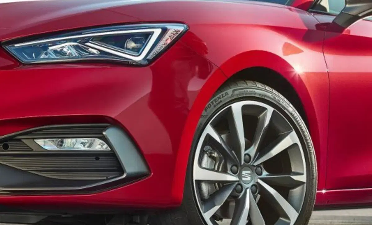 SEAT Leon 1.0 eTSI 110 CV DSG Xcellence (21)